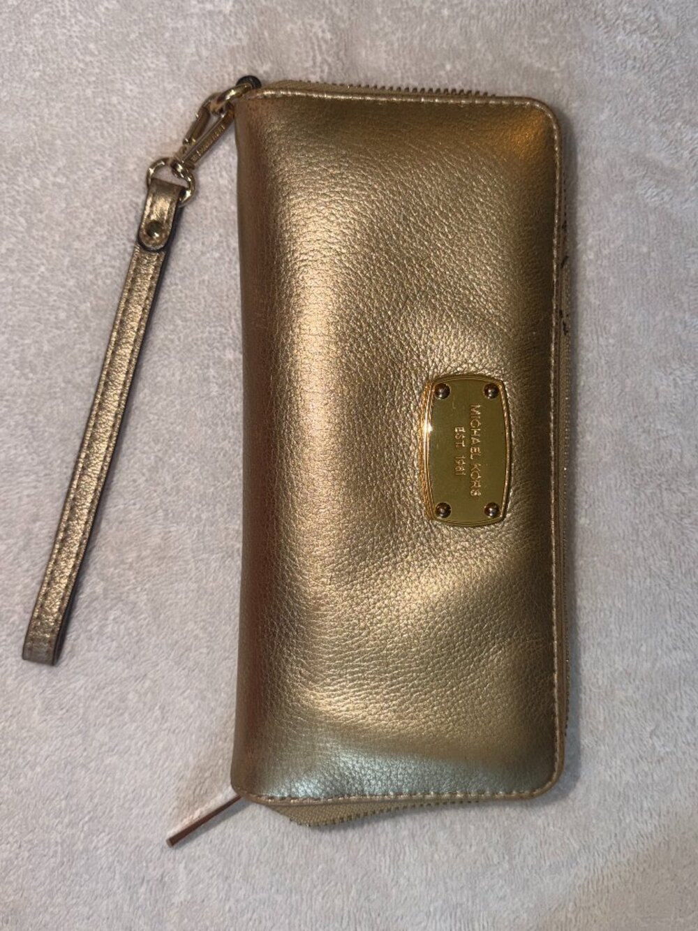 Michael Kors Jet Set Metallic Gold Leather Wristlet Continental Wallet